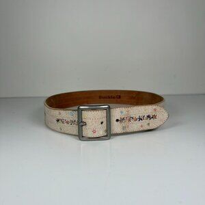 2000s Cracked Leather Look Floral Belt